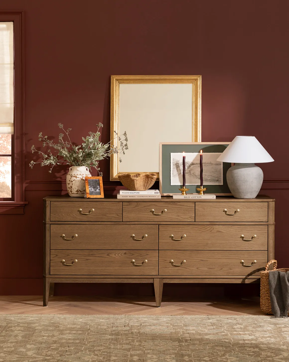 Alessandra Dresser