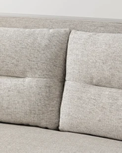Commodore Settee 68
