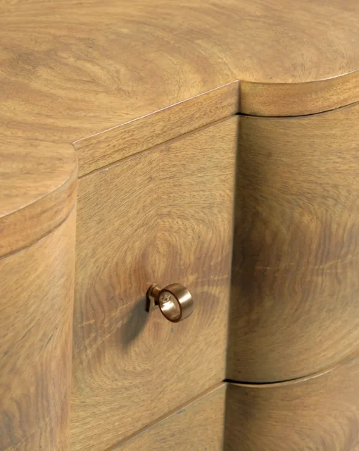 Eliasson Chest