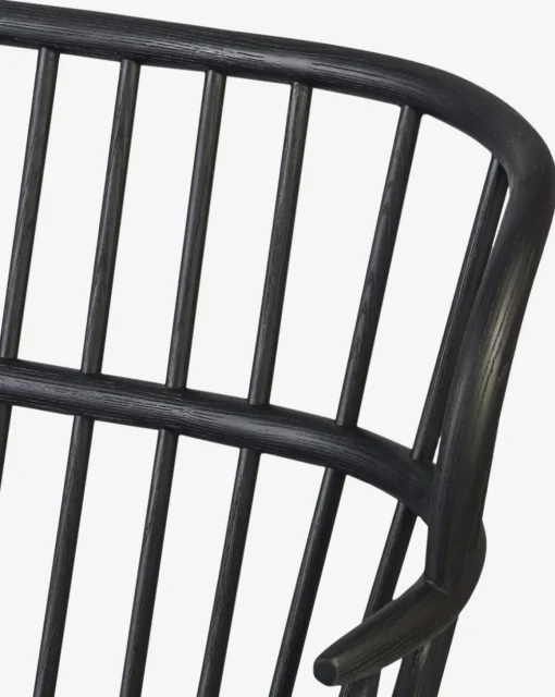 Elysia Bench