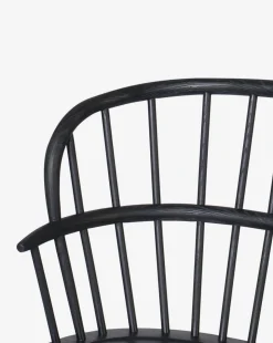 Elysia Bench