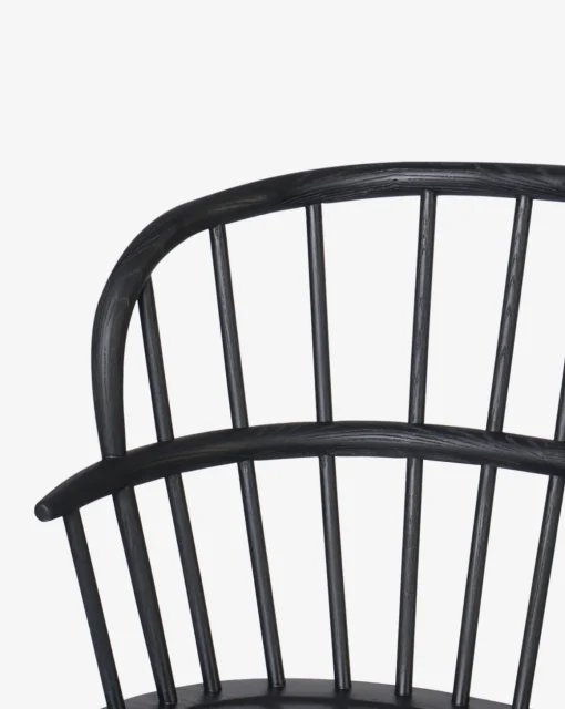 Elysia Bench