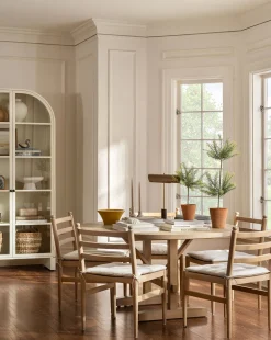 Giselle Round Table