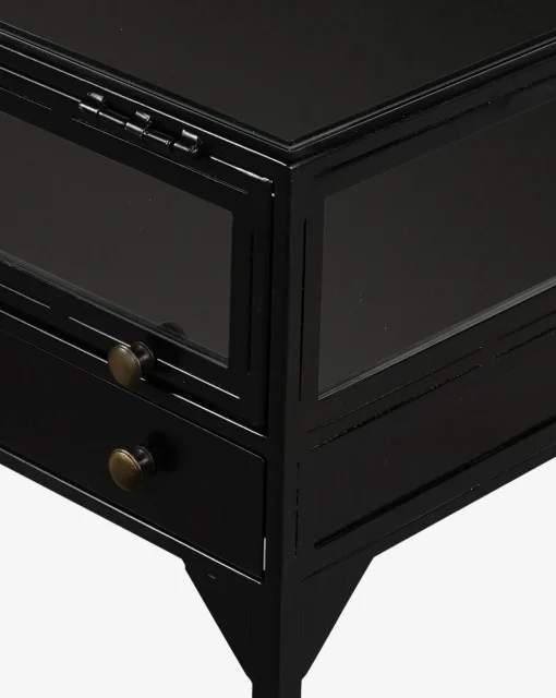 Harry Nightstand