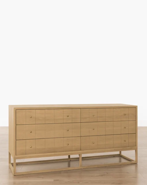 Huxton Dresser