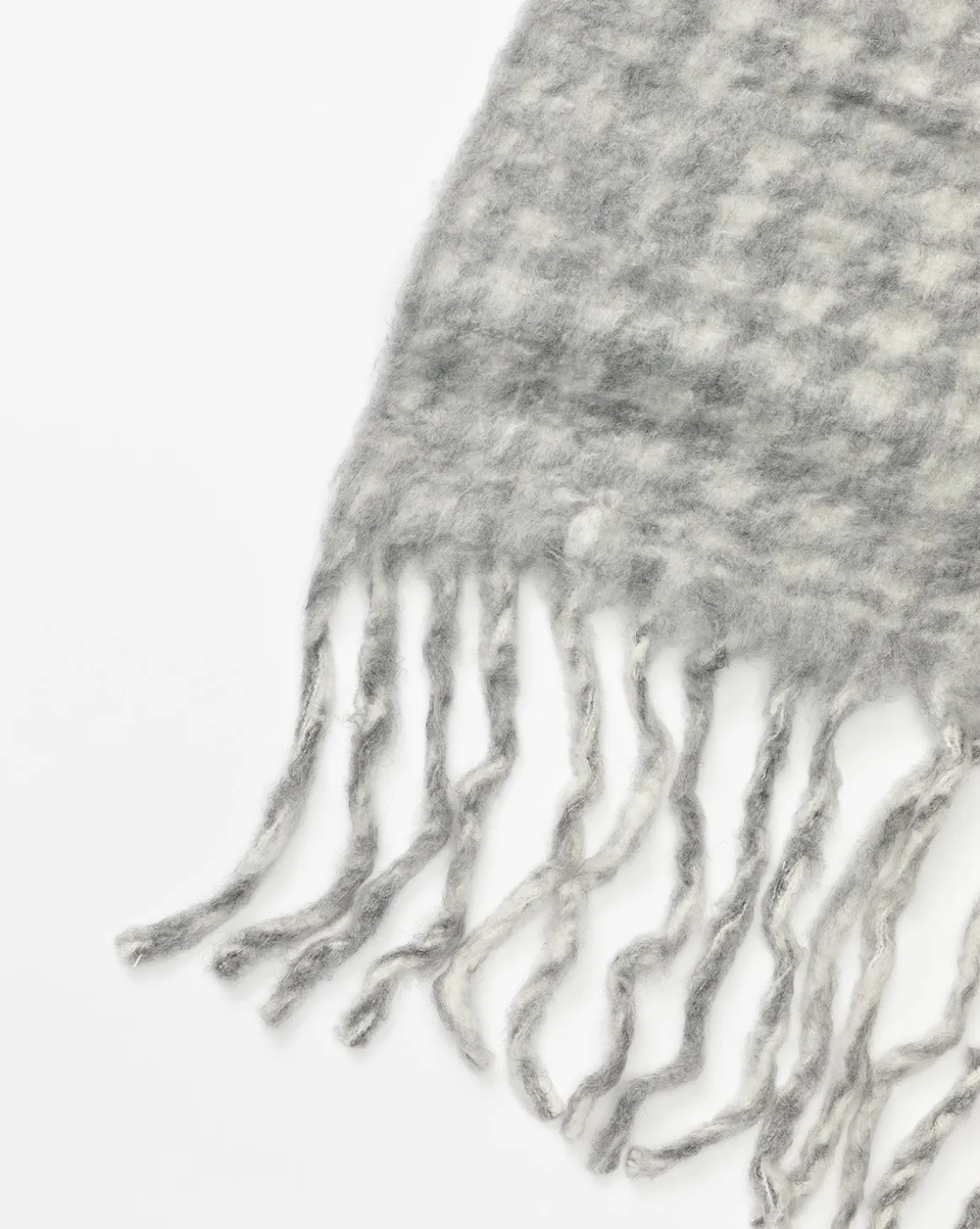 Kirsley Houndstooth Throw