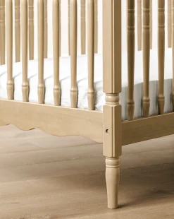 Liberty 3-in-1 Convertible Spindle Crib w/Toddler Bed Conversion Kit