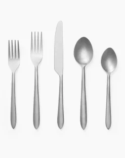 Lilia Flatware (Set of 5)