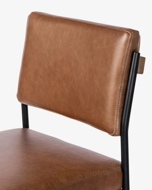 Pascal Stool
